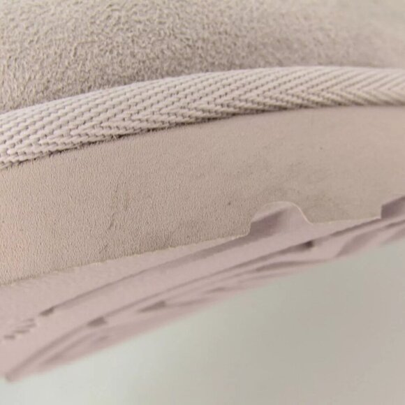 NEW UGG Womens Classic Ultra Mini Boots Comfort Warm  Flat Pull-On Size 7 - Picture 7 of 12